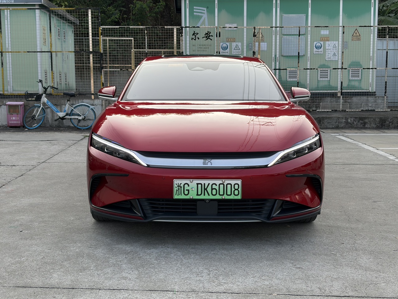 BYD Atto 8