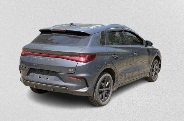 BYD E2
